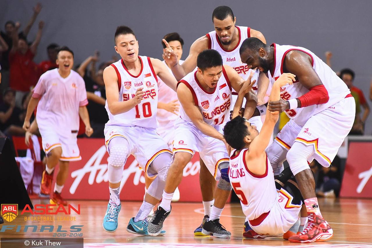Slingers return both World imports for first time in the club’s history
